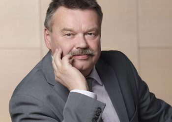 Wiki CC 3.0 Laurence Chaperon