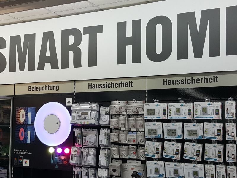 SMARTHOME Bereich im MEDIMAX Senftenberg
