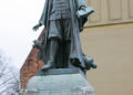 Paul-Gerhardt-Statue_in_Lbben-F-TV-Dahme-Seen-eV