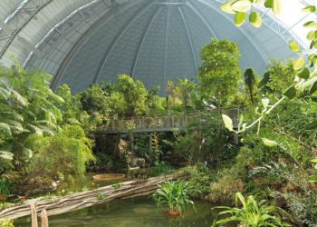 Wiki CC3.0 Tropical Islands Resort