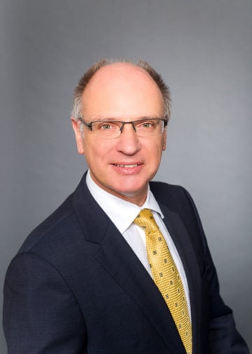 SchadeChristian F Commerzbank AG