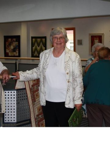 2016-09-20 Presse - Ausstellung Frau Henschke vorn