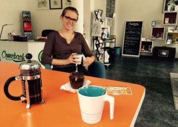 Paula an ihrem "Co-Working-Space" in Finsterwalde