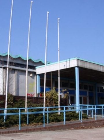 Außen und Innen müsste die Cottbuser Halle in Schuss gebracht werden, dafür werden Fördermittel benötigt