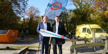 Spendenübergabe UKA an Bürgerstiftung Cottbus (v.l.Guido Hedemann und Peter Albert)