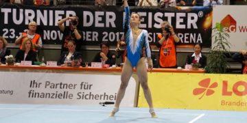 Pauline Schäfer am Boden