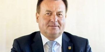 Roland Pohlenz