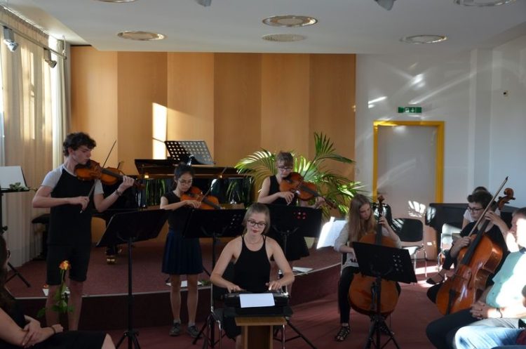 Musikschüler zeigen bei Auszeichnungskonzert in Senftenberg ihr Können