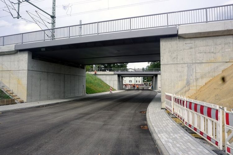 Baustelle Bahnknotenpunkt Ruhland: Bernsdorfer Straße fertiggestellt