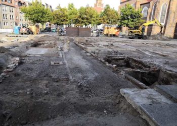 Cottbuser Oberkirchplatz: Archäologische Ausgrabungen erlebbar machen