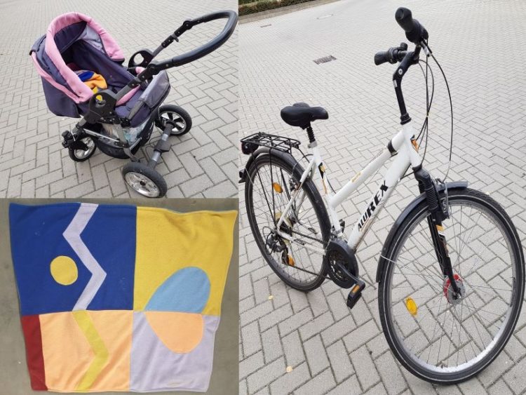 Polizei sucht Eigentümer von Kinderwagen, Decke und Fahrrad in Forst
