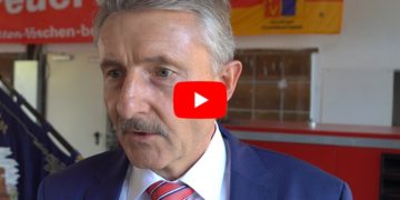 Innenminister Karl-Heinz Schröter
