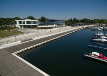 Unbekannte zerstören W-LAN-Hotspot am Senftenberger Stadthafen