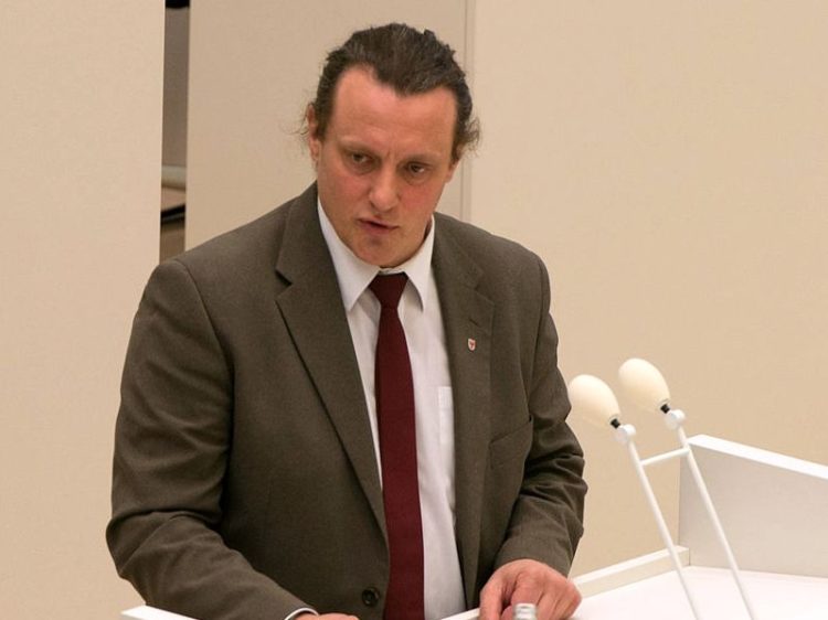 "Ohnmacht der Gemäßigten gegenüber Radikalen" Steffen Königer tritt aus AfD aus