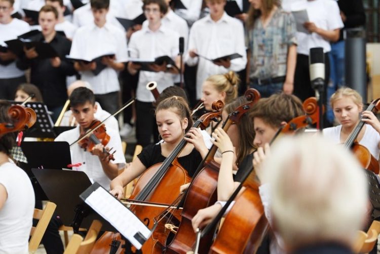 Adventskonzert des Chors und Orchesters der Freien Waldorfschule Cottbus