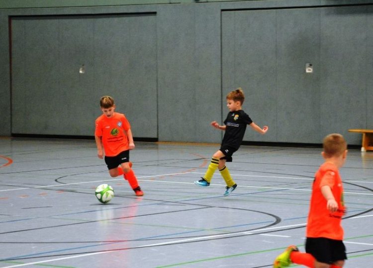 Lindenau und Kinder-Spielgemeinschaft jubeln bei Ortrander Hallenturnier