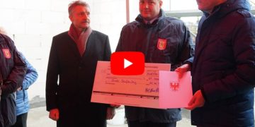 Übergabe Fördergeld für neues Gerätehaus der Senftenberger Ortsfeuerwehr Hosena
