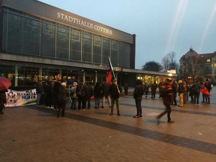 "Solidarität mit kurdischem Rojava" Demonstration in Cottbus