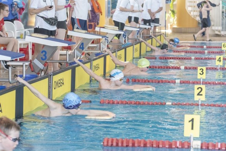 Cottbuser Schwimmnachwuchs im Medaillenregen beim Winterschwimmfest