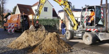 LWG behebt Wasserrohrbruch in Cottbus-Ströbitz