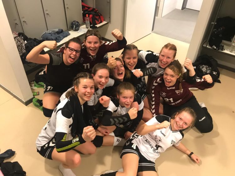Calaus Weibliche B-Jugend spielt Unentschieden gegen Falkensee