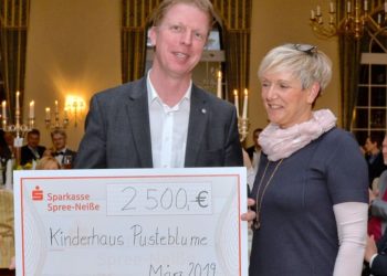 Cottbuser Lions-Frauen spenden an Kinderhaus Pusteblume