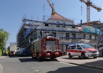 Cottbus: Arbeitsunfall am Wichernhaus. Ein Schwerverletzter