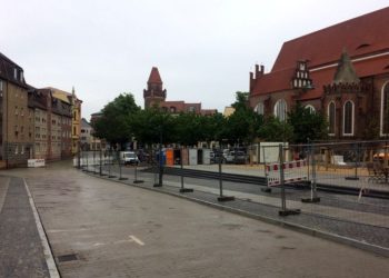 Cottbus: Verkehr rollt wieder am Oberkirchplatz