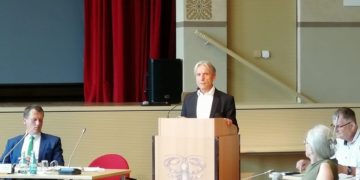 Reinhard Drogla bleibt Vorsitzender der Cottbuser Stadtverordnetenversammlung