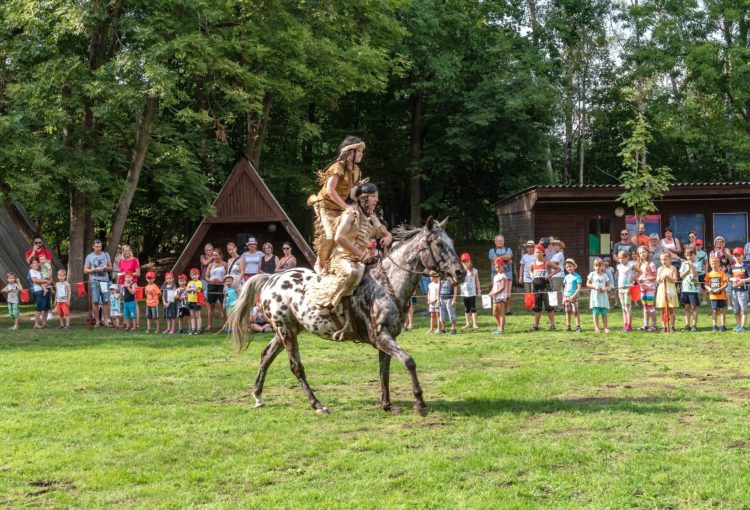 Kinder feierten Cowboy- und Indianerfest in Spremberg