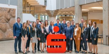 Ausbildungsstart für 16 Jugendliche bei der Sparkasse Spree-Neiße