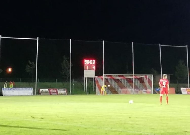 Energie Cottbus: Getrübter 4:1 Sieg bei Optik Rathenow. Drama um Felix Geisler