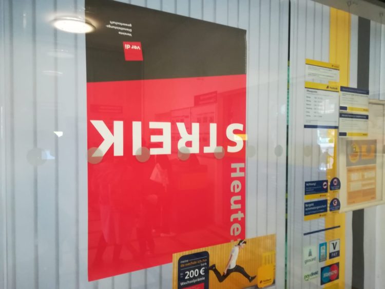 Wegen Streik: Cottbuser Postbank geschlossen