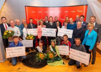 Sparkasse Spree-Neiße übergibt in Spremberg 16.300 Euro an gemeinnützige Vereine