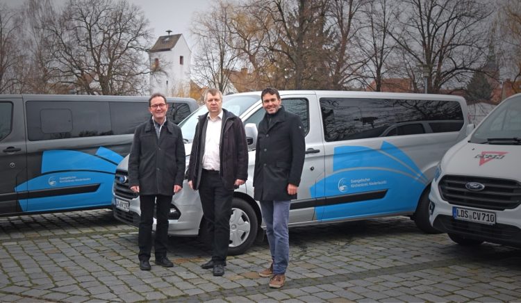 Neue Busse für Niederlausitzer Kirchengemeinden