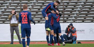Abgezockt in Richtung Tabellenspitze! Energie Cottbus siegt 2:0 in Lichtenberg
