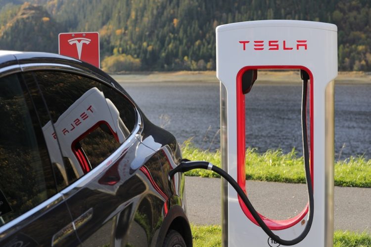 Tesla stimmt Grundstückskaufvertrag in Grünheide zu