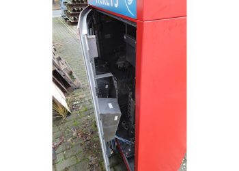 Zerstörter Fahrscheinautomat Cottbus-Madlow