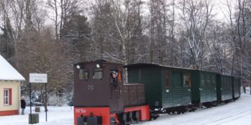 Winterfahrten: Waldeisenbahn Muskau fährt in den Kromlauer Park