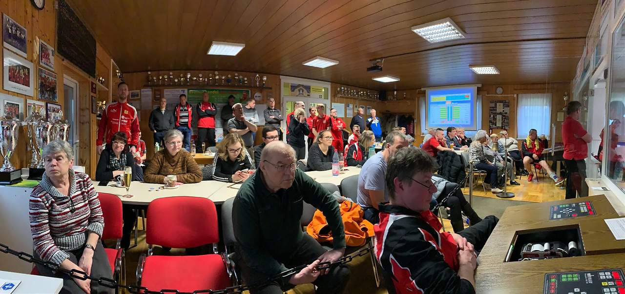 Die Bundesligabegegnung zwischen Elsterwerda und Zerbst war gut besucht; ESV Lok Elsterwerda
