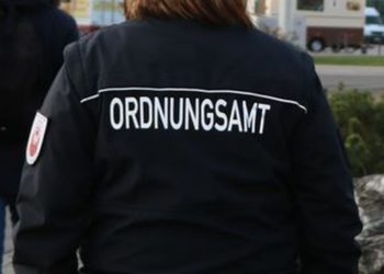 Betrüger in Cottbus. Falsche Ordnungsamtsmitarbeiter wollen Passierschein sehen