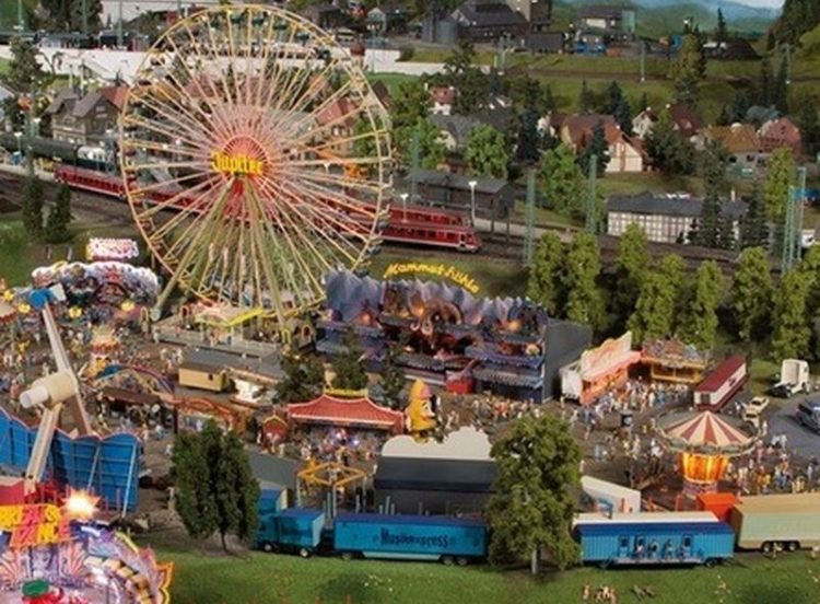 Eine Kirmes für das Kinderhaus Pusteblume in Burg. Unterstützer gesucht!