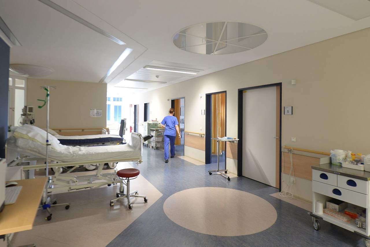 Die Notaufnahme des Klinikum Niederlausitz in Senftenberg; Foto: Steffen Rasche