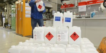 Kostenfreie Desinfektionsmittel! BASF Schwarzheide startet Produktion