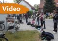 Sonntagabendkonzert des Posaunenchores vor der Sielower Kirche