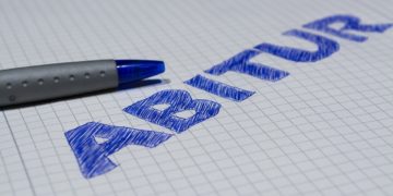 Landesweiter Abi-Durchschnitt erneut bei 2,3