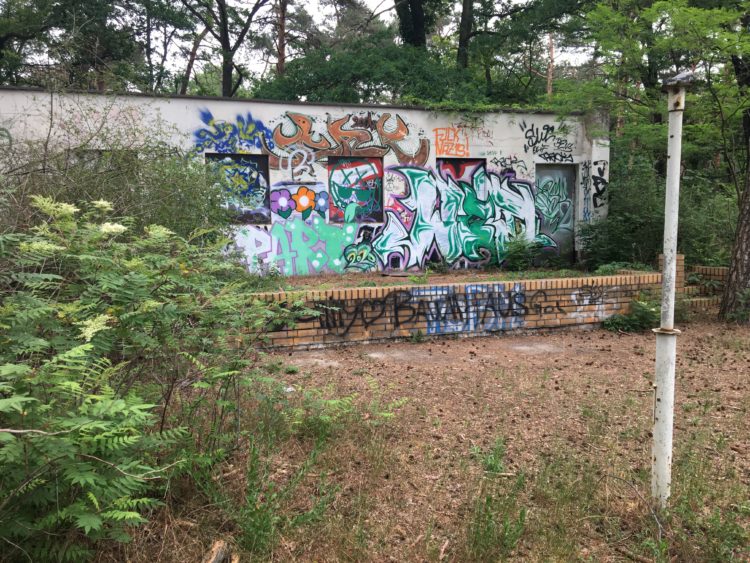 Alter Kiosk am Madlower See in Cottbus wird abgerissen