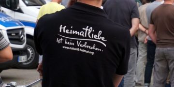 Grüne wollen rechtsextremen Verein "Zukunft Heimat" verbieten