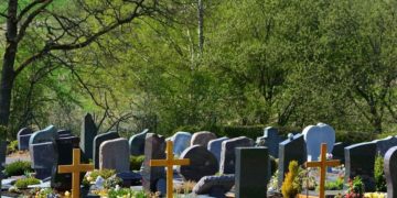 Nach Coronafällen: Sterbefälle in Berlin und Brandenburg normalisieren sich