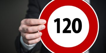 120, 80, 30? VCD Brandenburg fordert deutliches Ja zum Tempolimit